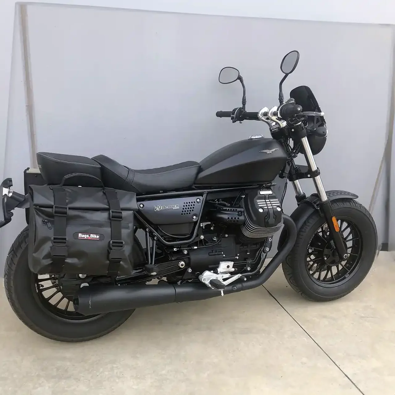 Borse laterali per Moto Guzzi Bobber, coppia di borse AMIATA - immagine 3