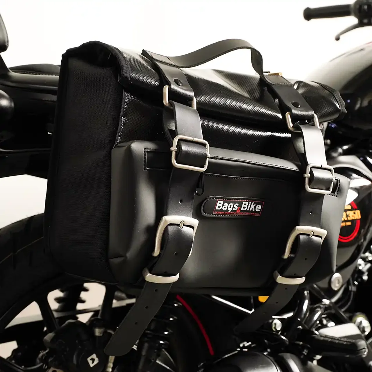 Panniers for Royal Enfield Hunter 350, pair of CAMION in Leather side bags - Image 3