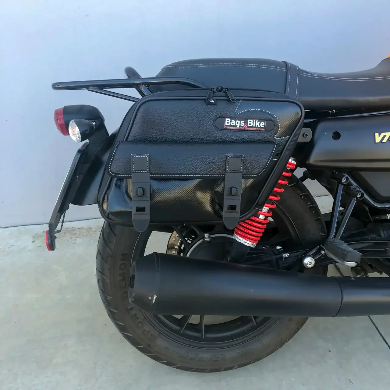 Panniers for Moto Guzzi V7 III, pair of PERFECT side bags - Image 3