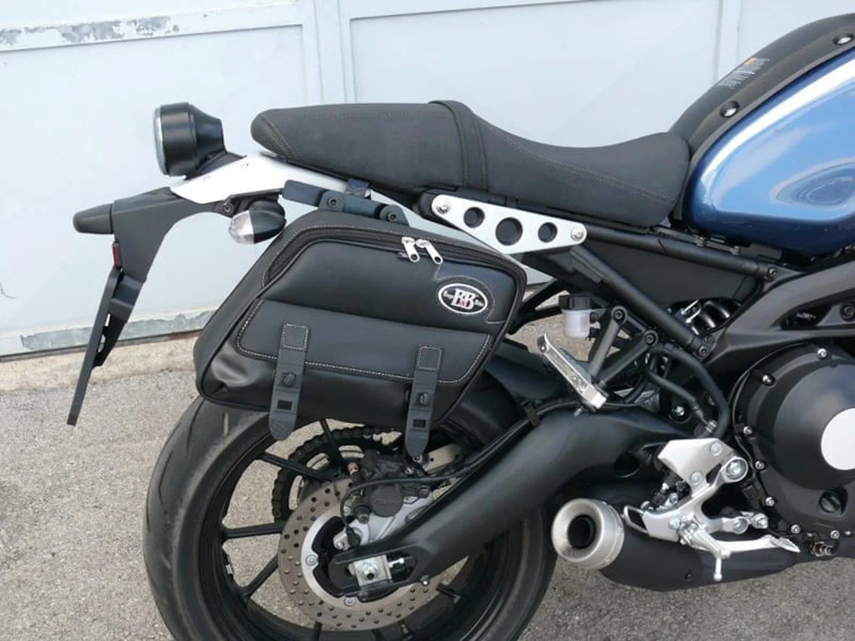 Panniers for Yamaha XSR 900, pair of PERFECT side bags - Image 6