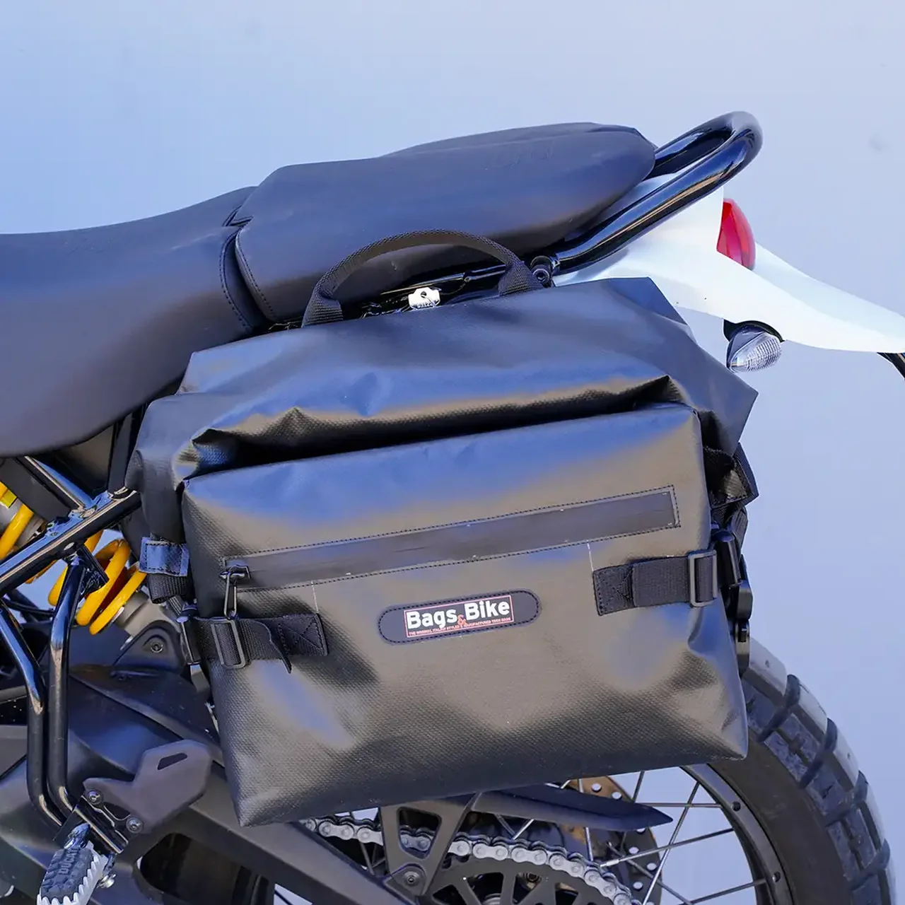 Panniers for Ducati Desert X, pair of CERVINO SX E ENDURO DX side bags - Image 4
