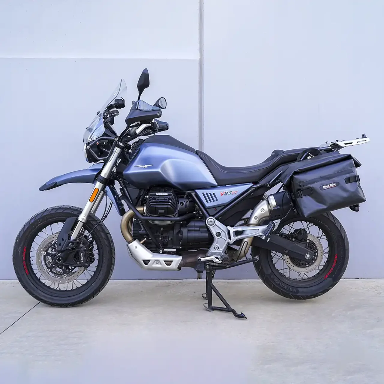 Panniers for Moto Guzzi V85TT, pair of CERVINO side bags - Image 2