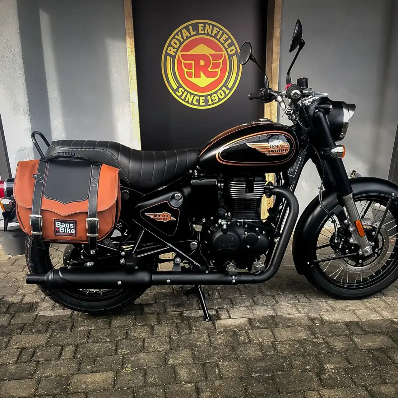 Borse laterali per Royal Enfield Bullet 350, coppia di borse CLASSIC in Cuoio e Nera