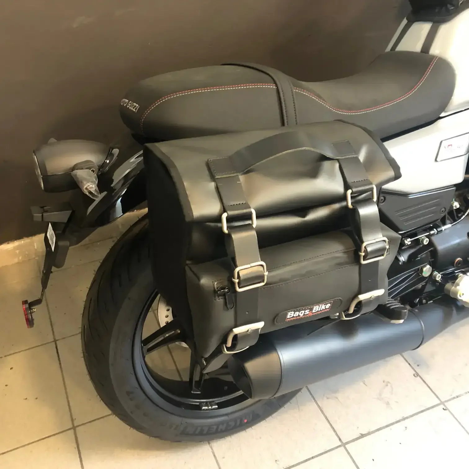 Borse laterali per Moto Guzzi V7 Sport, coppia di borse CAMION in Cuoio - immagine 2