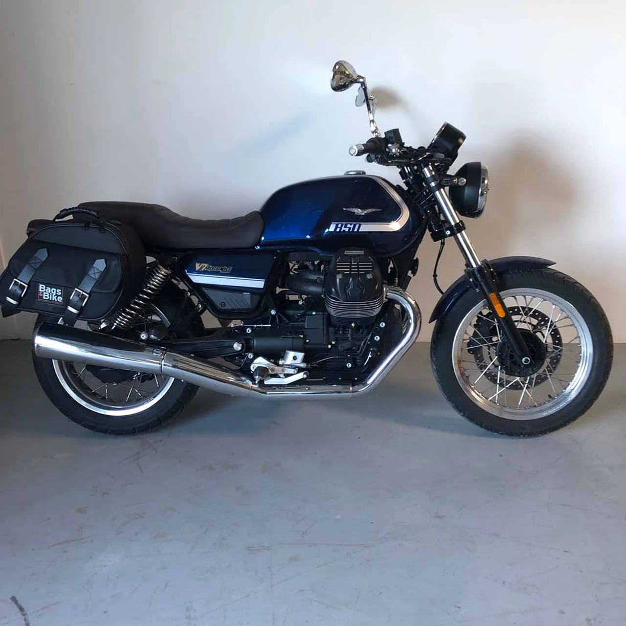 Borse laterali per Moto Guzzi V7 Special 2021/24, coppia di borse EXPLORER in Nera