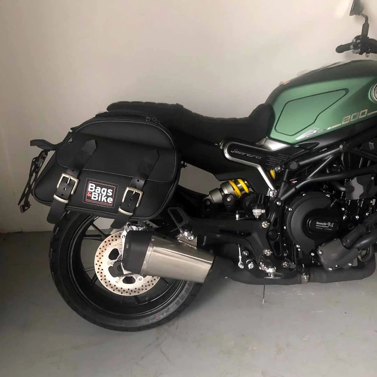 Panniers for Benelli Leoncino 800, pair of EXPLORER in Black side bags - Image 4