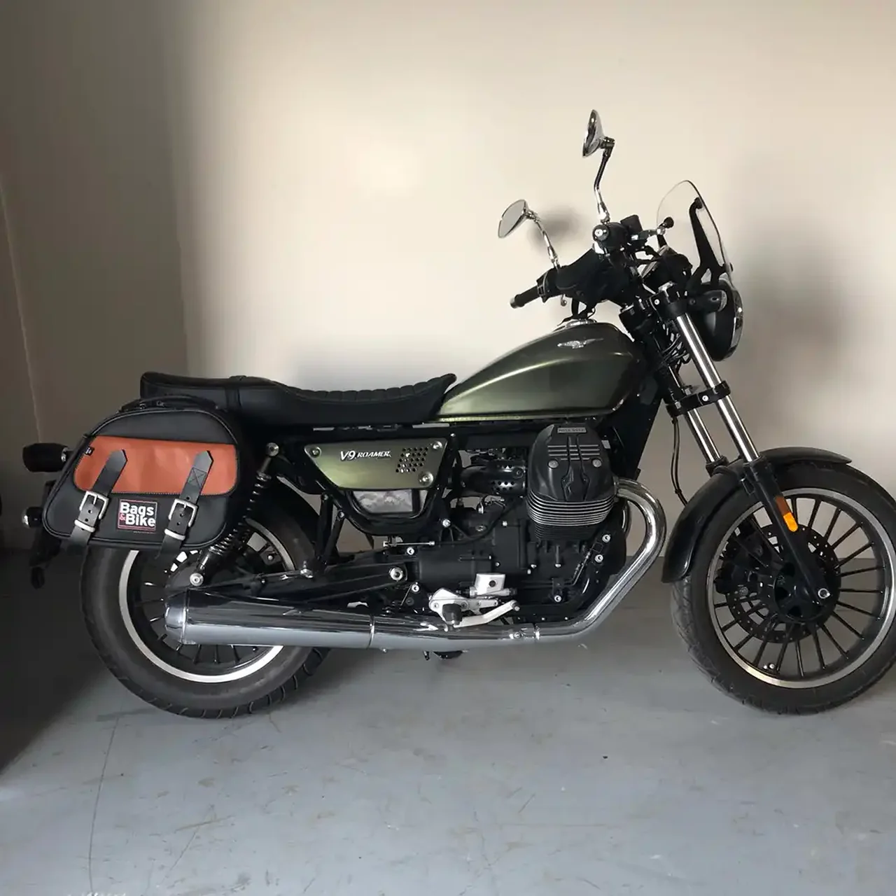 Borse laterali per Moto Guzzi Roamer, coppia di borse EXPLORER in Nera e Cuoio