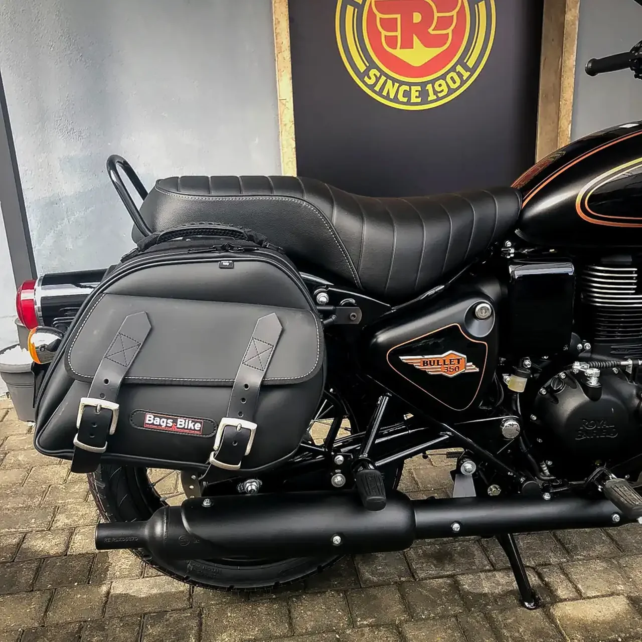 Borse laterali per Royal Enfield Bullet 350, coppia di borse EXPLORER in Nera - immagine 2