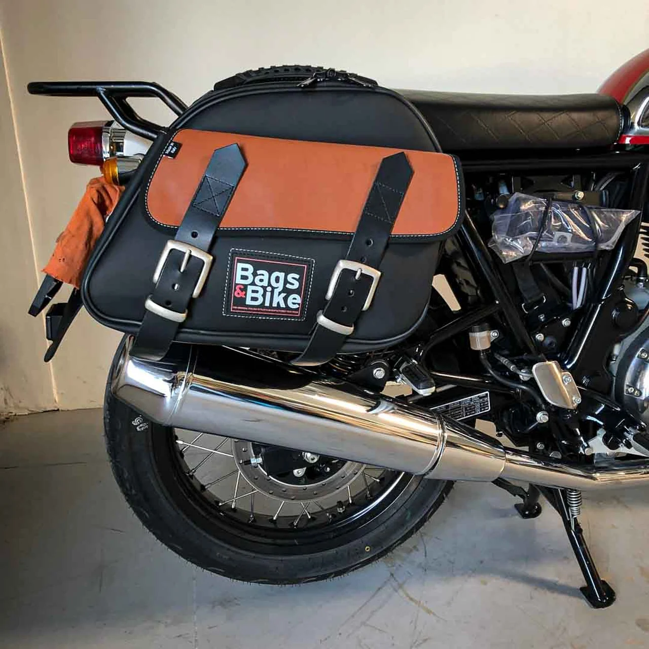 Panniers for Royal Enfield Interceptor Continental, pair of EXPLORER in Black and Leather side bags - Image 2