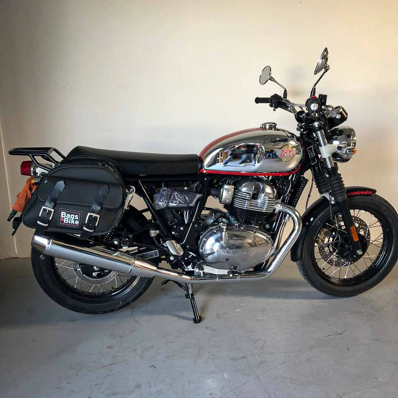 Panniers for Royal Enfield Interceptor Continental, pair of EXPLORER in Black side bags - Image 3