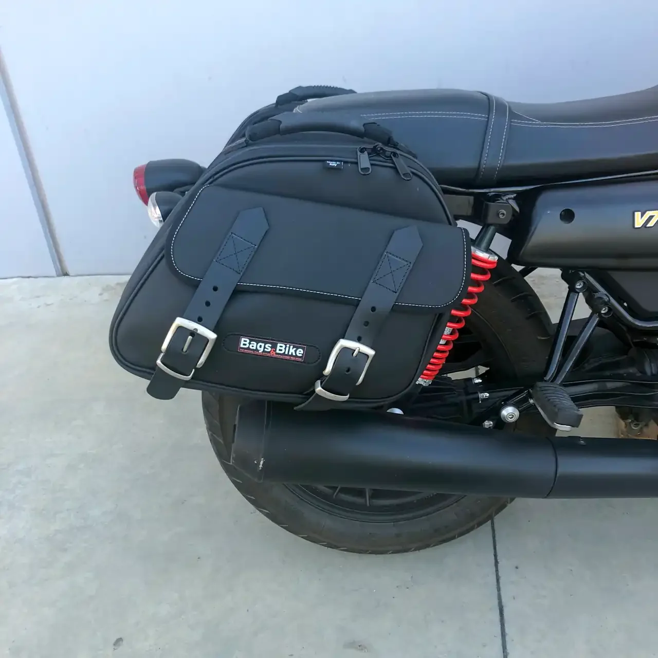 Panniers for Moto Guzzi V7 III, pair of EXPLORER in Black side bags