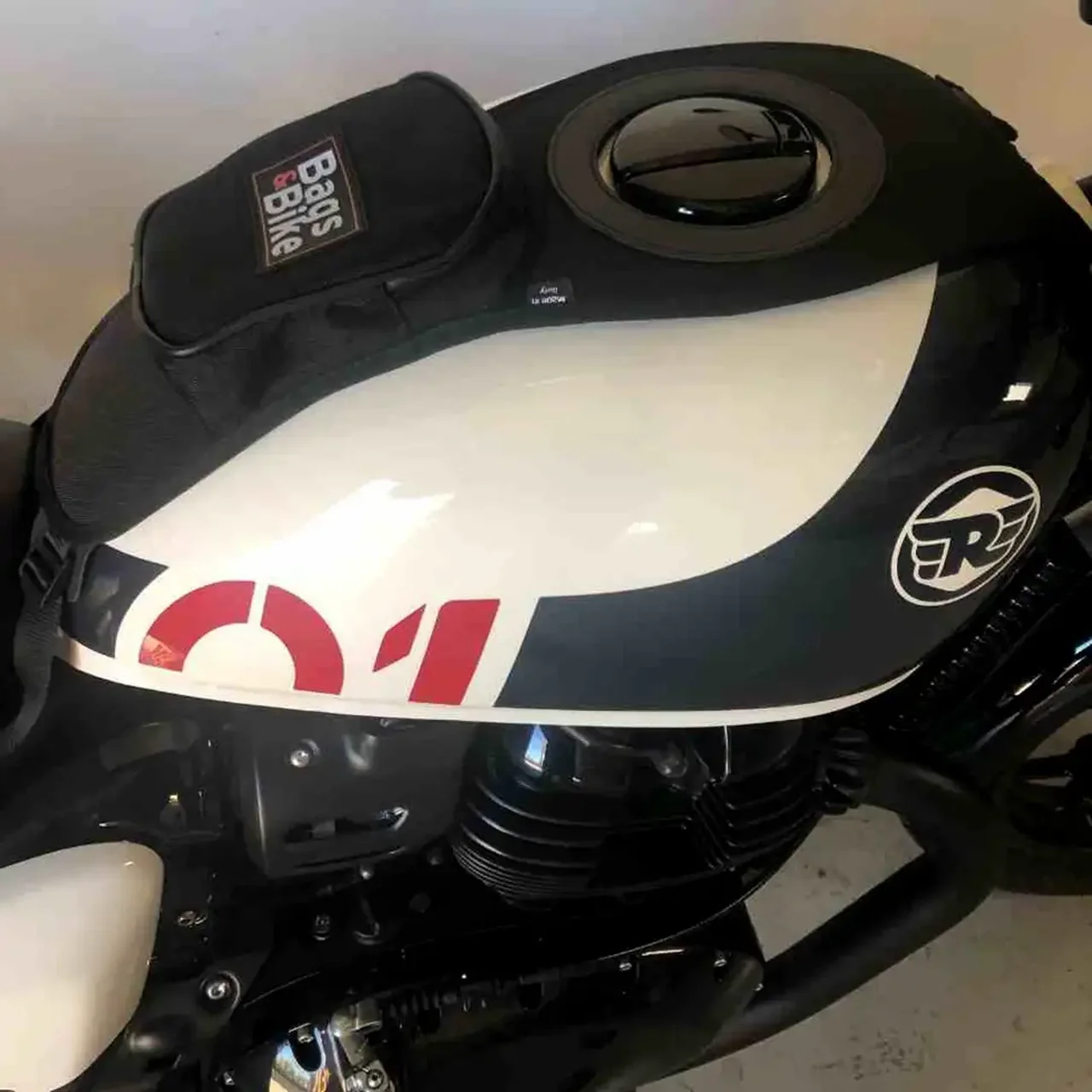 Tank bag Bags&Bike in Black, for Royal Enfield Shotgun - Image 2