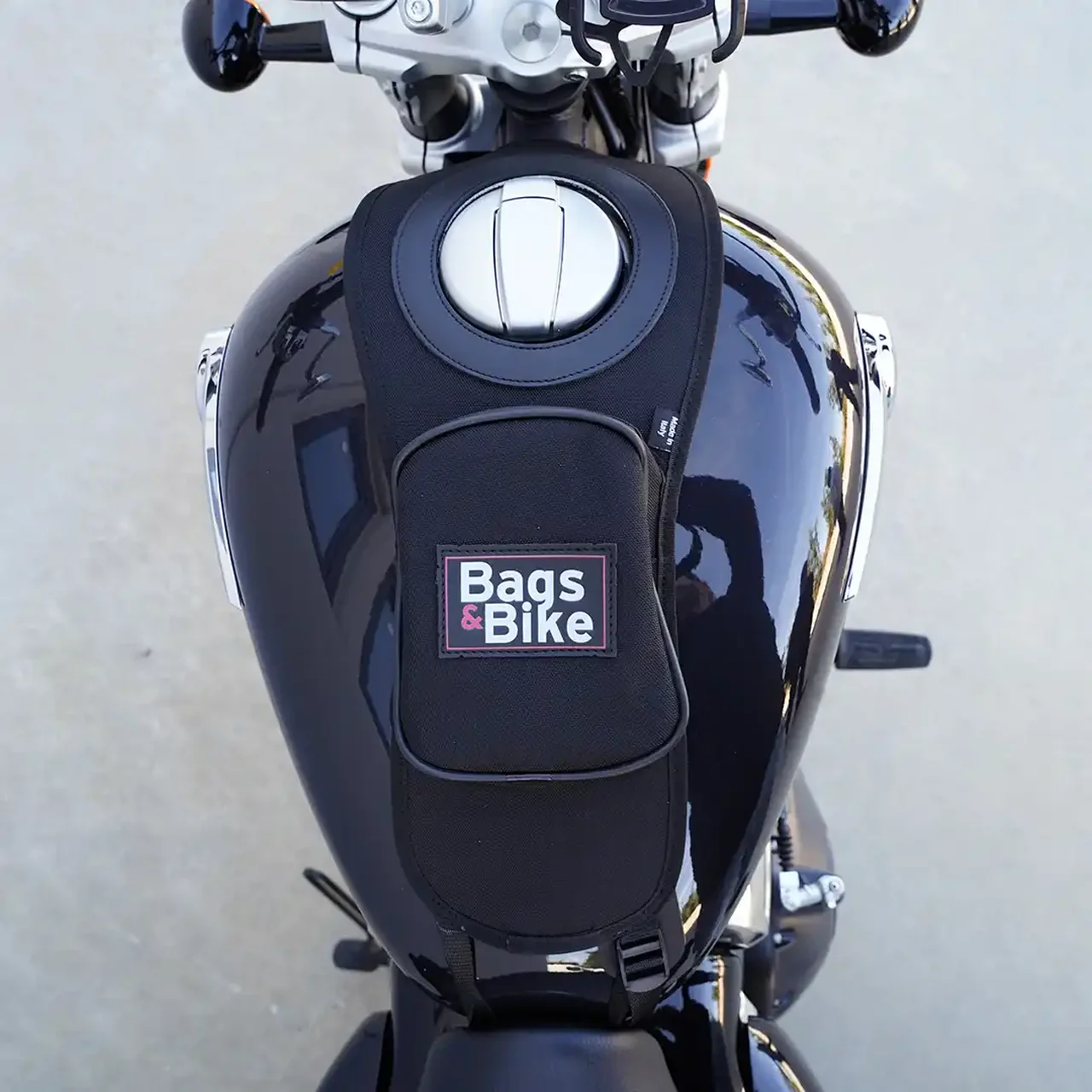 Borsa serbatoio Bags&Bike, per Royal Enfield Super Meteor 650 - immagine 2