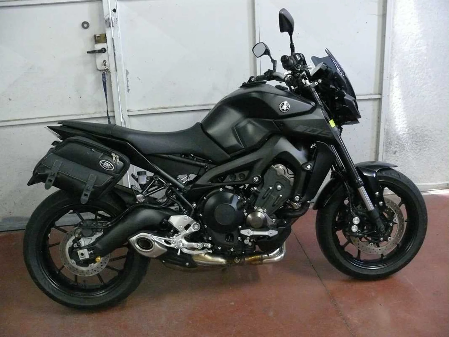 Panniers for Yamaha MT 09 2018, pair of PERFECT side bags - Image 3