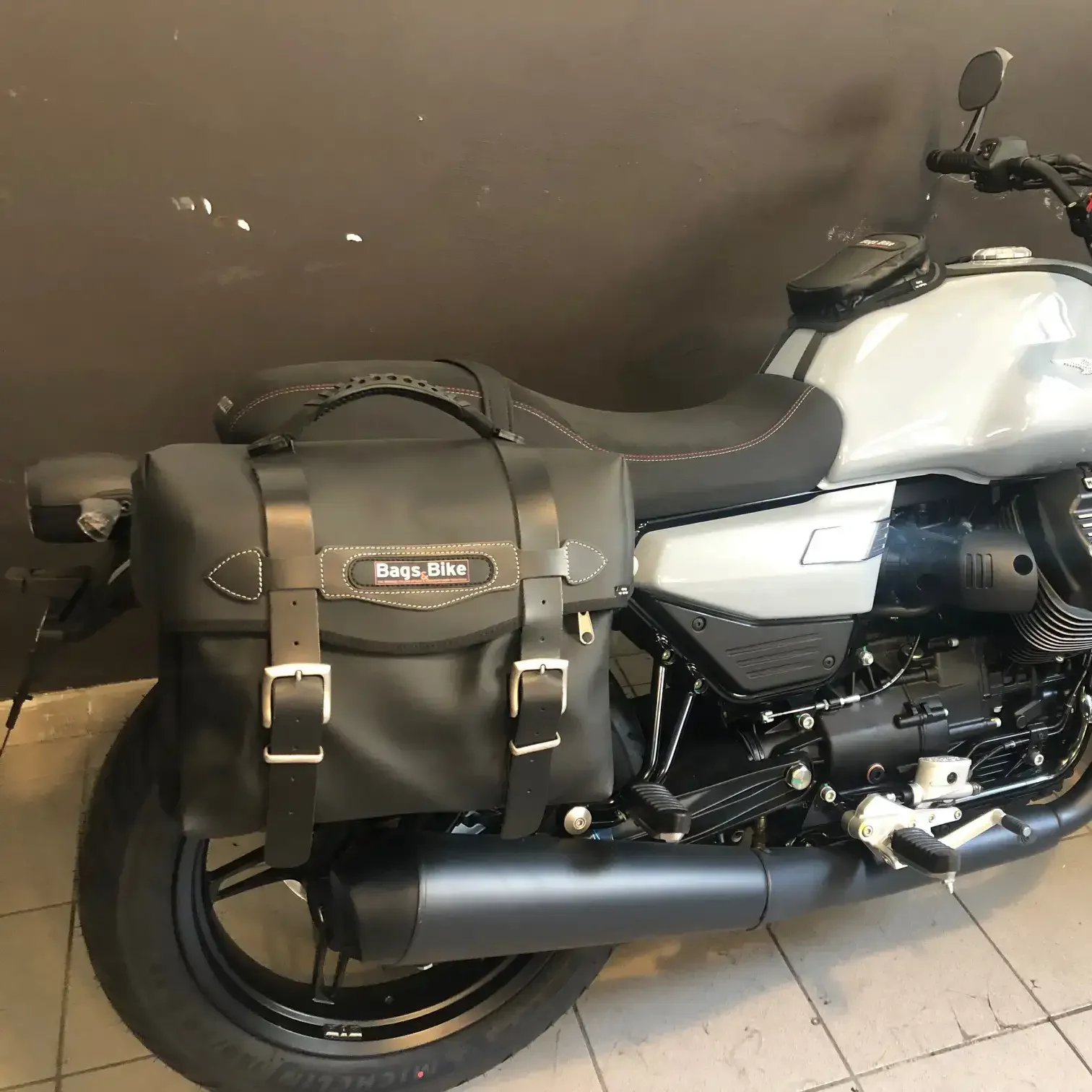Panniers for Moto Guzzi V7 Sport, pair of MATRIX side bags