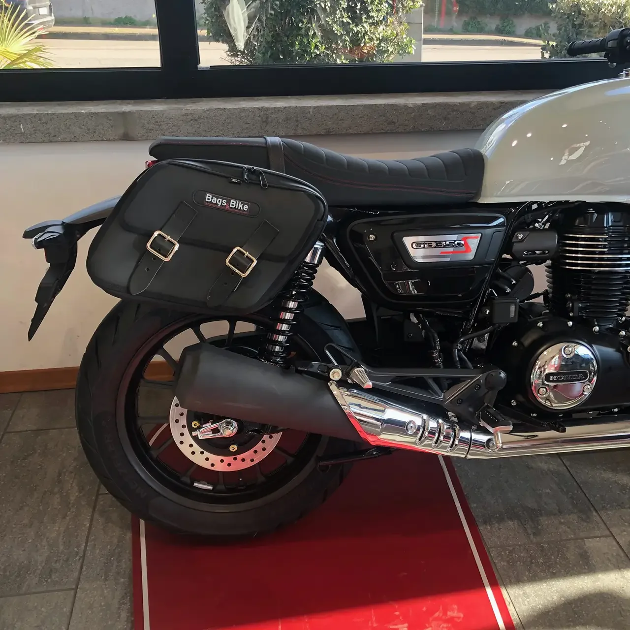 Panniers for Honda GB 350 S, pair of NEW PERFECT side bags - Image 2