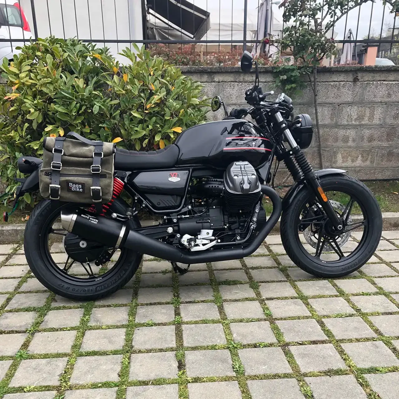 Borse laterali per Moto Guzzi V7 Special Edition, coppia di borse SAHARA in Verde - immagine 4