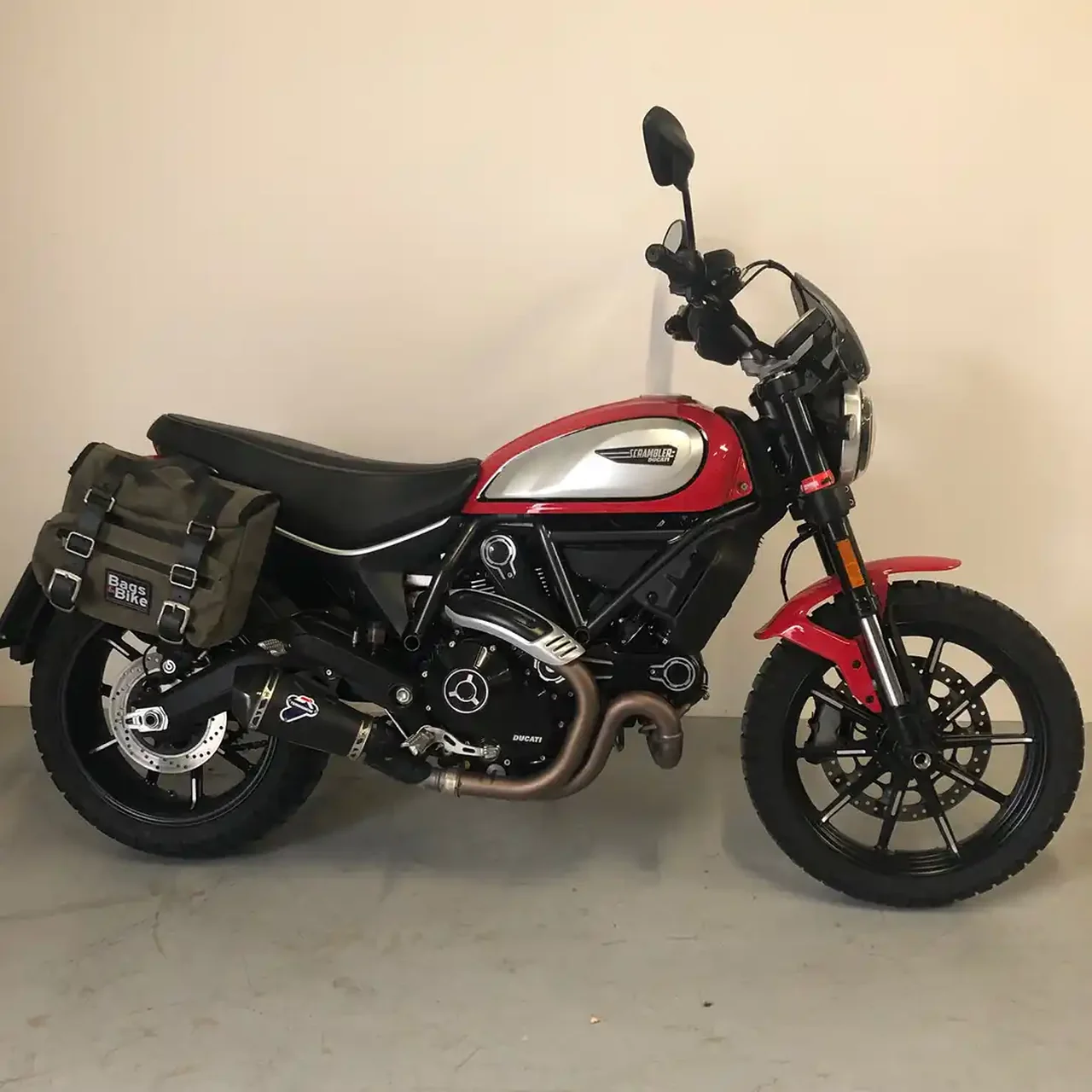 Borse laterali per Ducati Scrambler 2019/2022, coppia di borse SAHARA in Verde - immagine 2