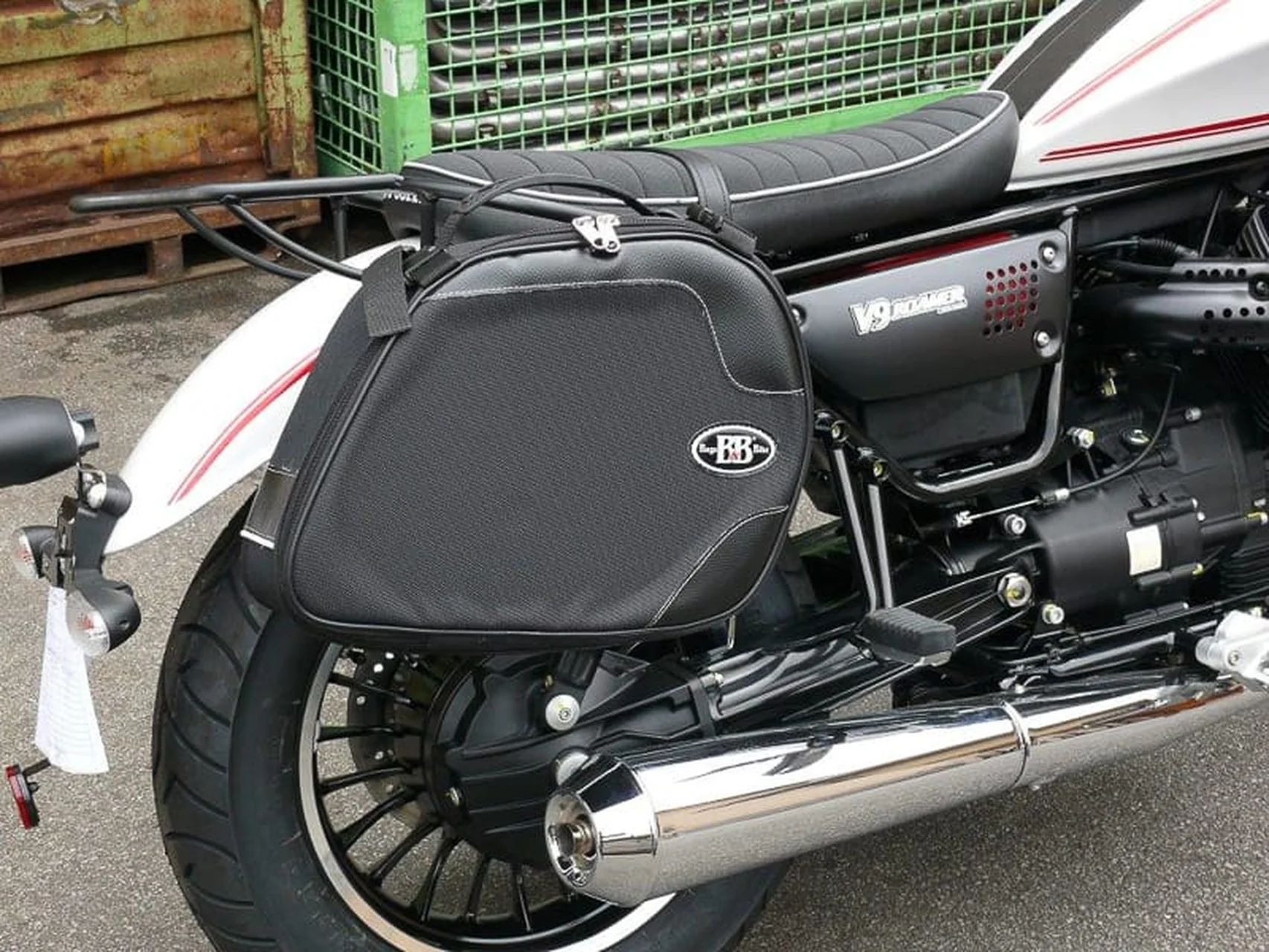 Panniers for Moto Guzzi Roamer, pair of SCRAMBLER side bags - Image 2