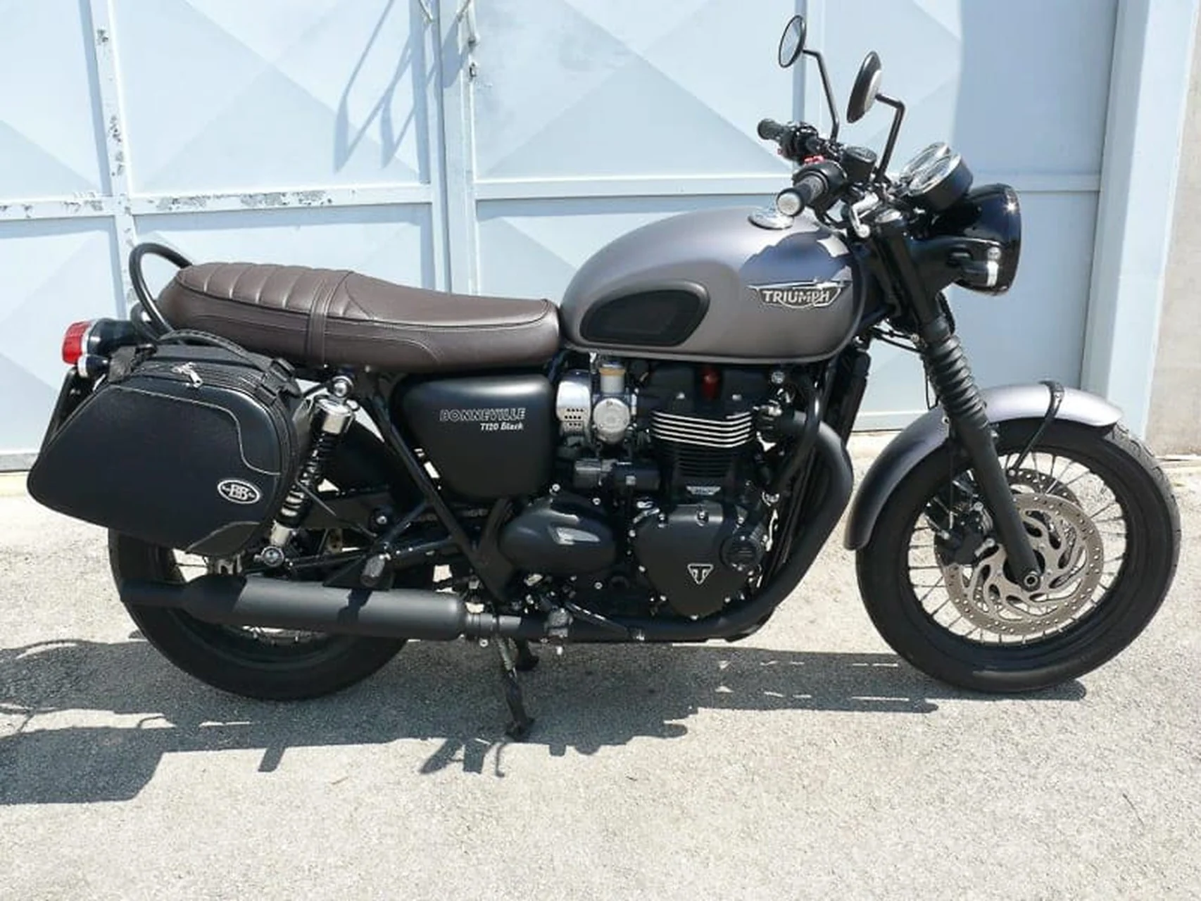 Panniers for Triumph T120 2016, pair of SCRAMBLER side bags - Image 5