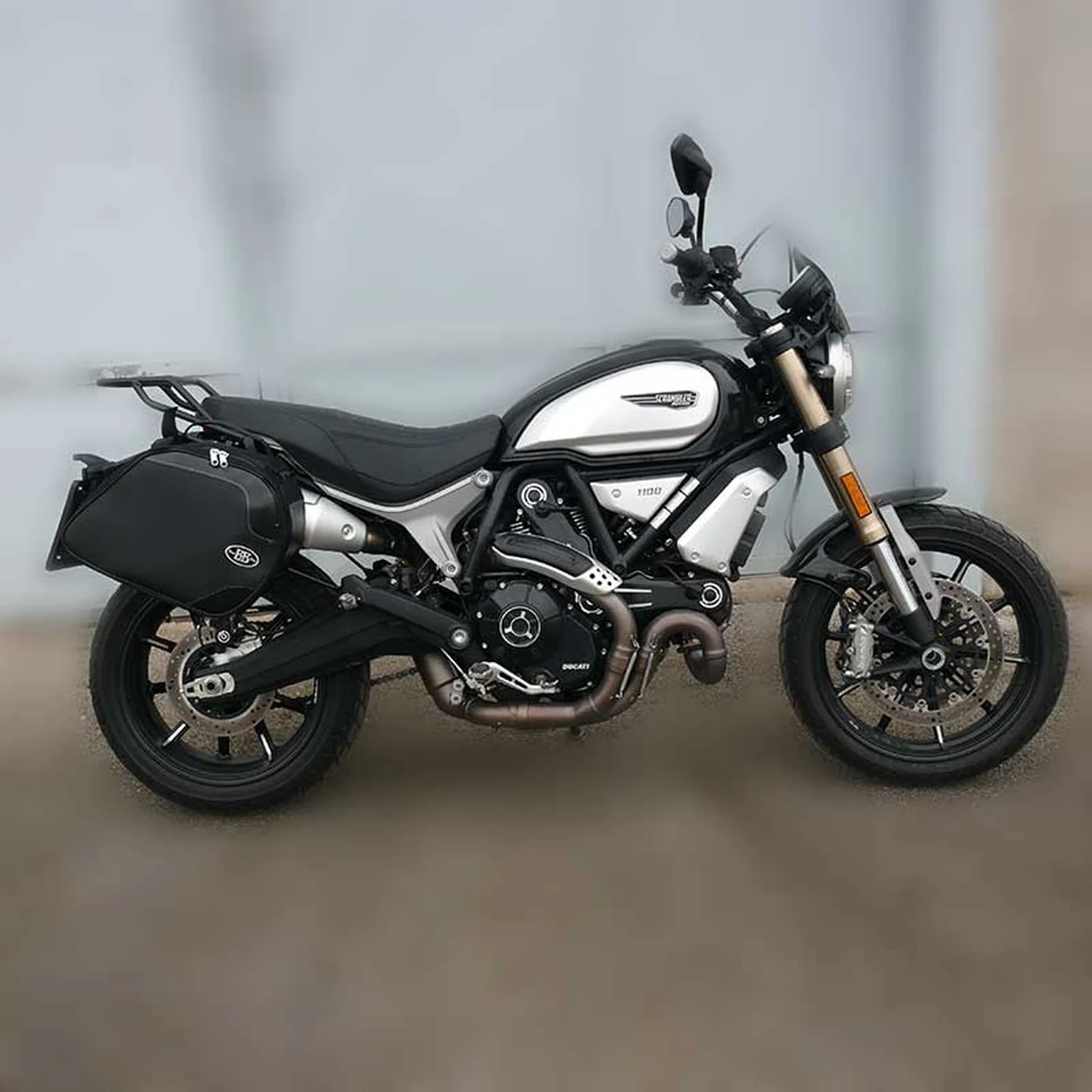Borse laterali per Ducati Scrambler 1100, coppia di borse SCRAMBLER - immagine 2