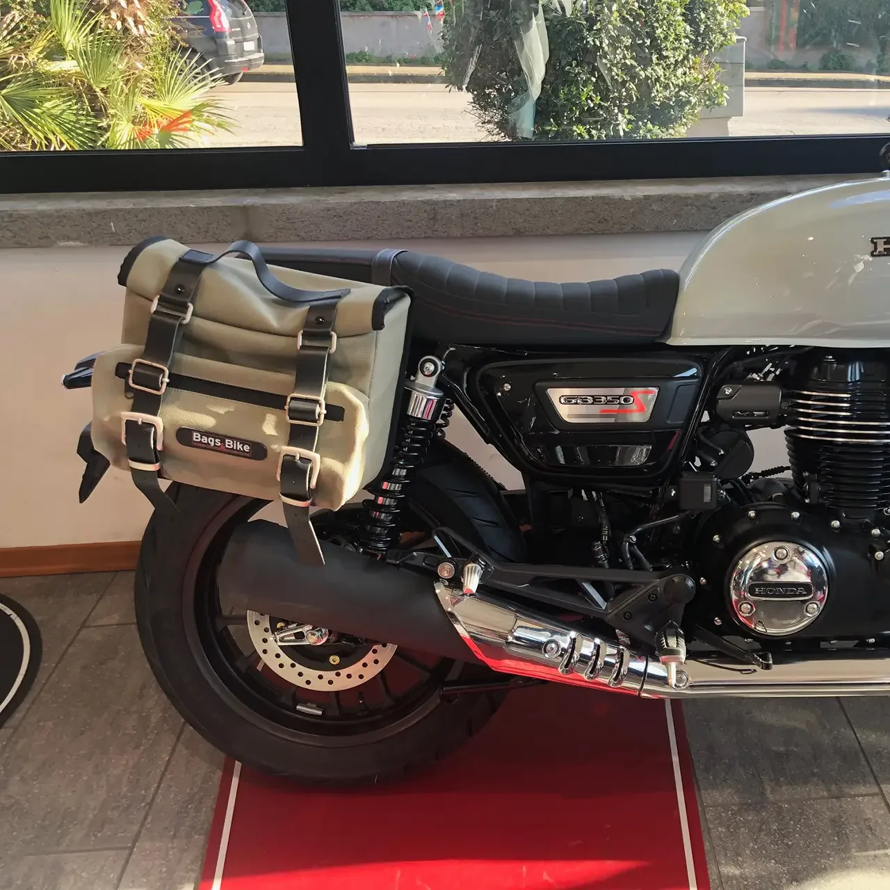 Pannier for Honda GB 350 S, left-sided bag SAHARA in Gray - Image 3