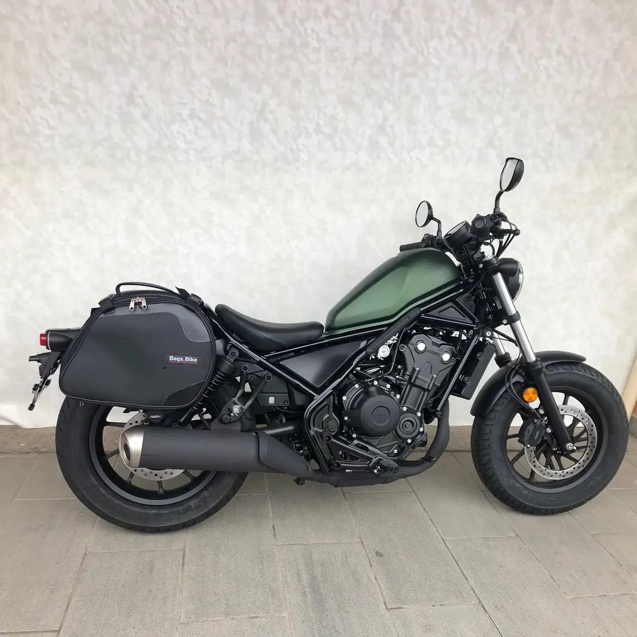 Panniers for Honda Rebel 500, pair of SCRAMBLER side bags - Image 3