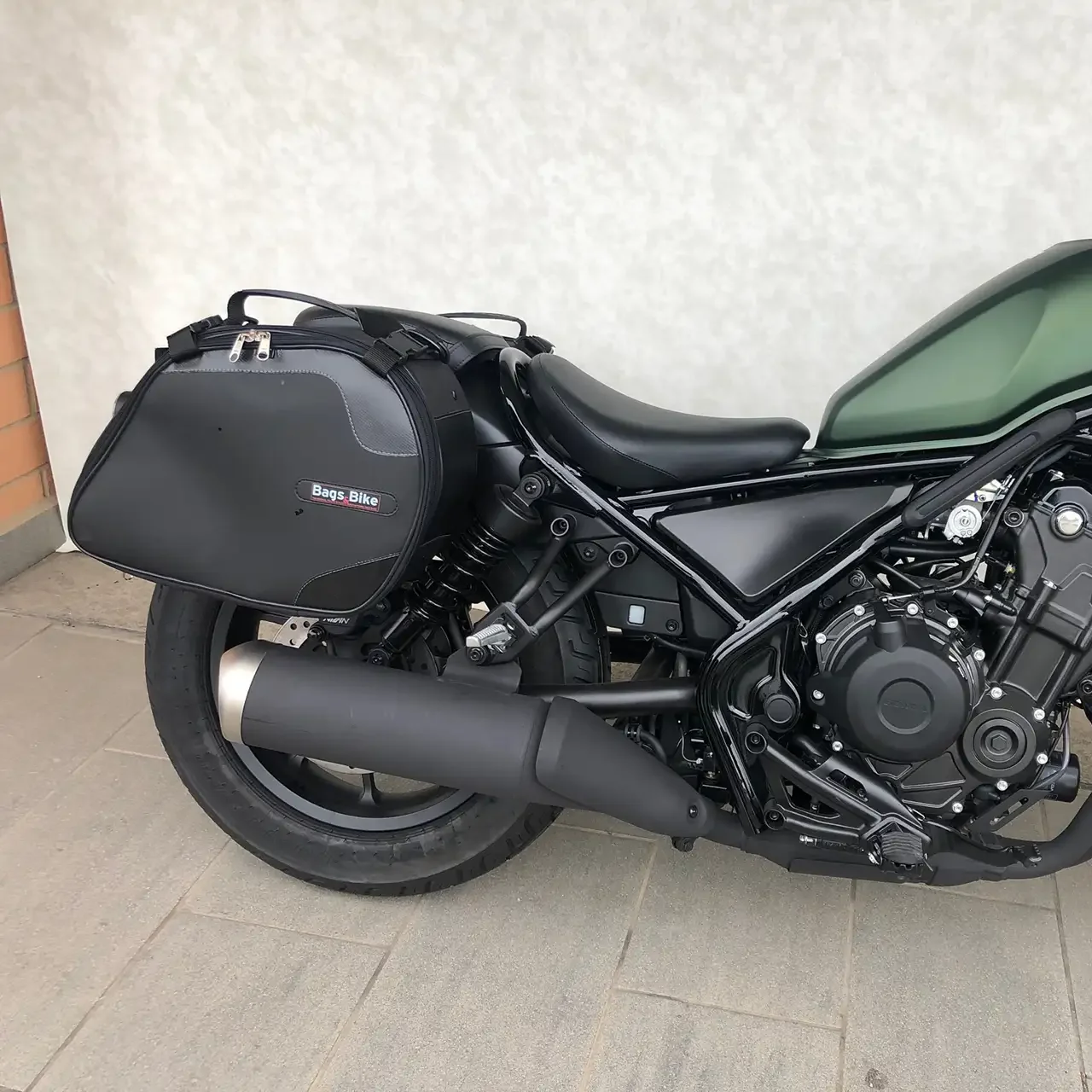 Panniers for Honda Rebel 500, pair of SCRAMBLER side bags - Image 4