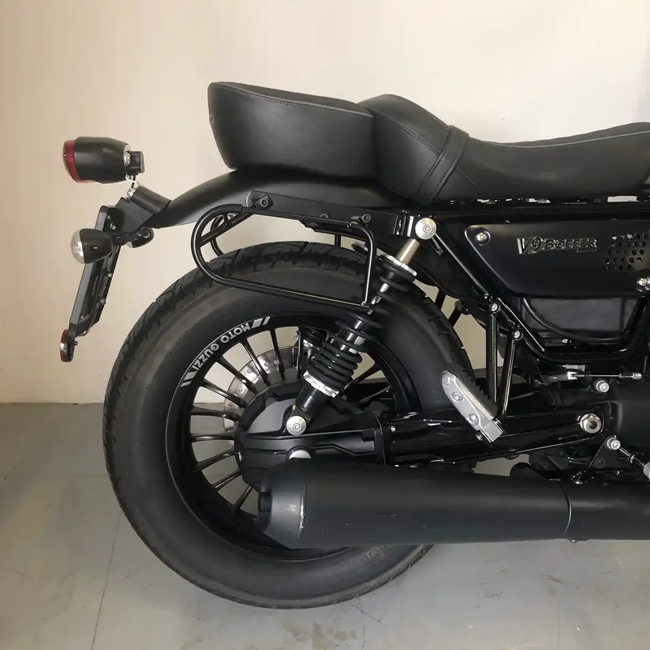 Pair of frames Bags&Bike, for Moto Guzzi Bobber - Image 3