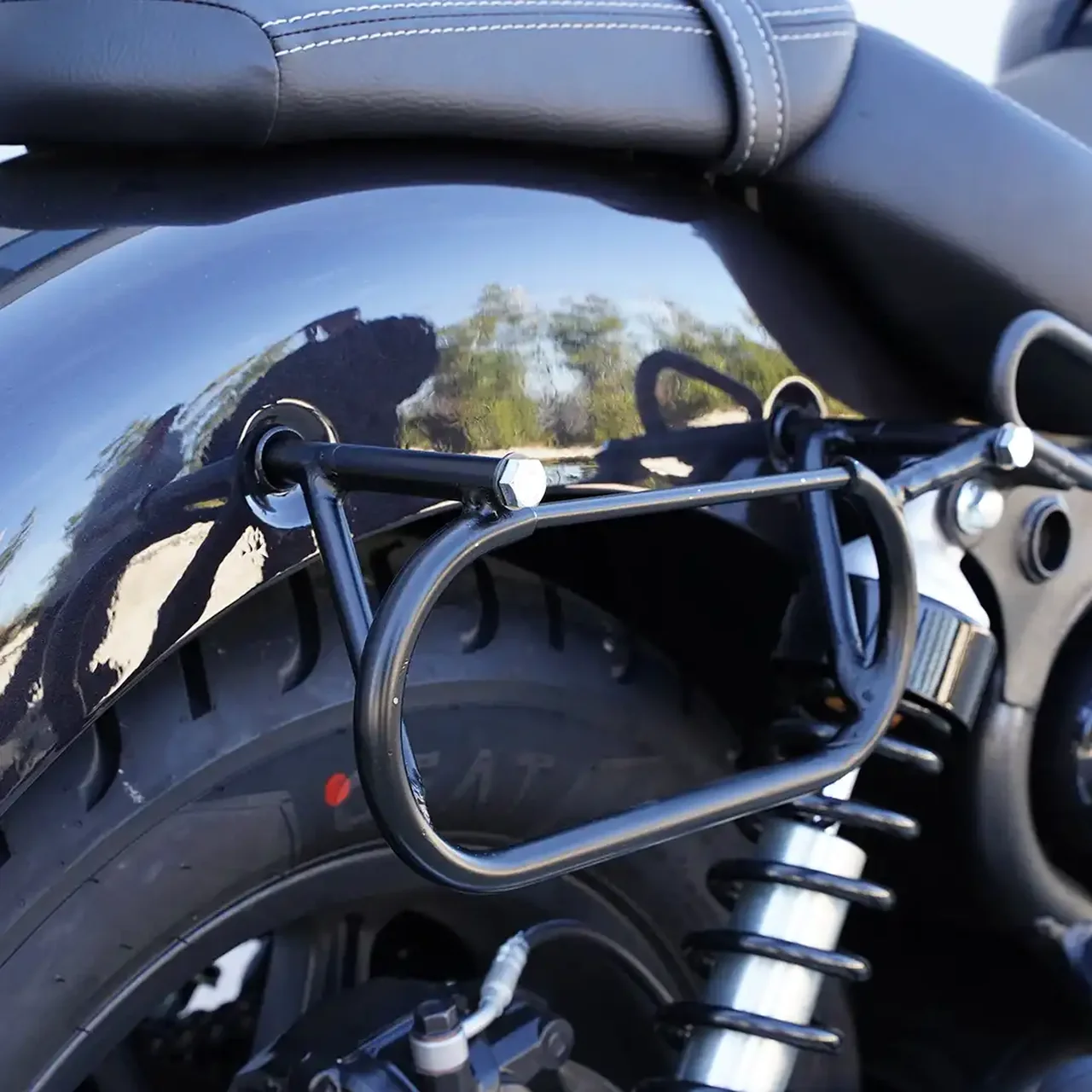 Coppia di telai Bags&Bike, per Royal Enfield Super Meteor 650 - immagine 2