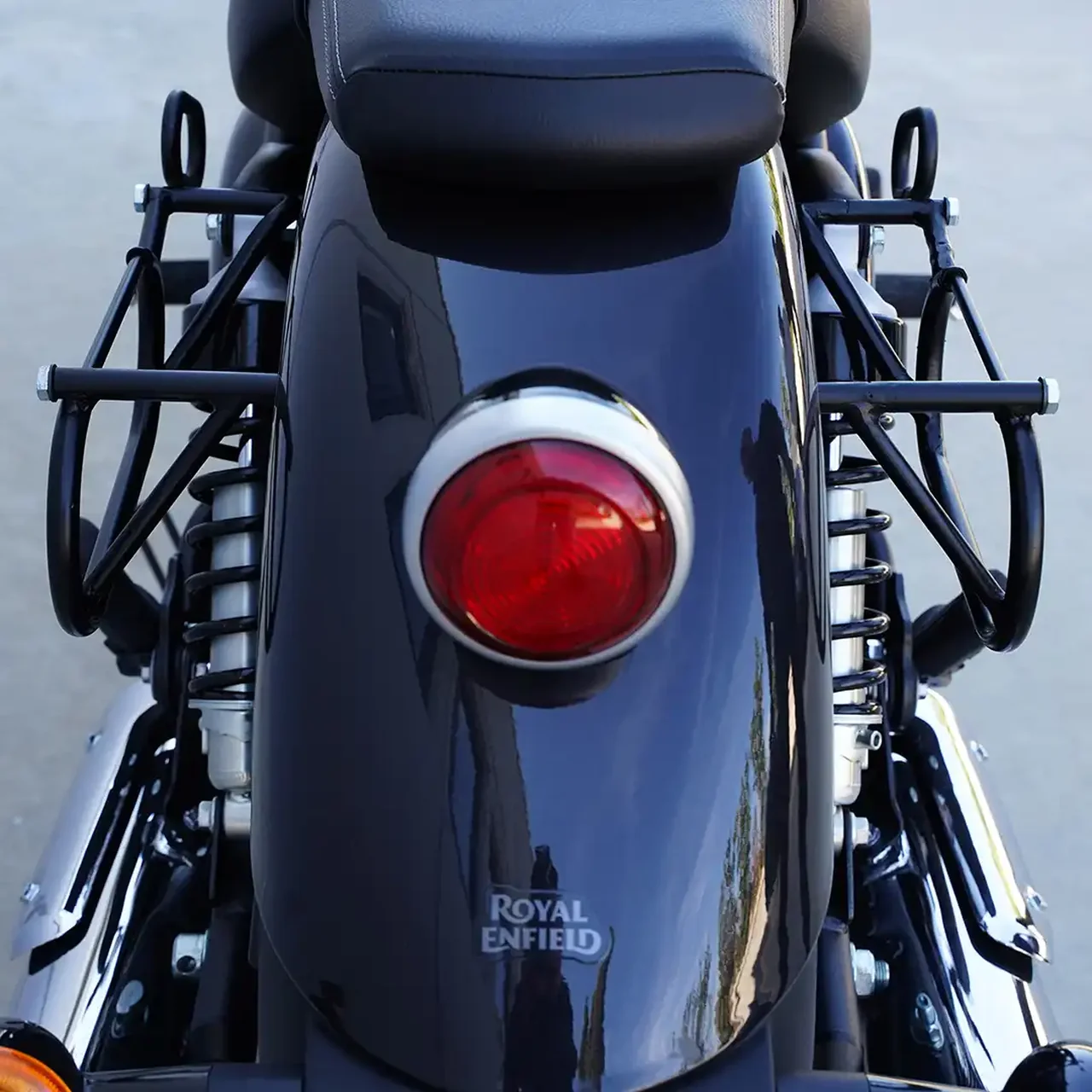 Coppia di telai Bags&Bike, per Royal Enfield Super Meteor 650 - immagine 3