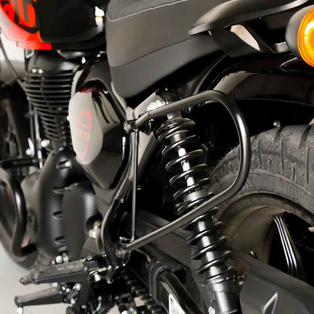 Pair of frames Bags&Bike, for Royal Enfield Hunter 350 - Image 4