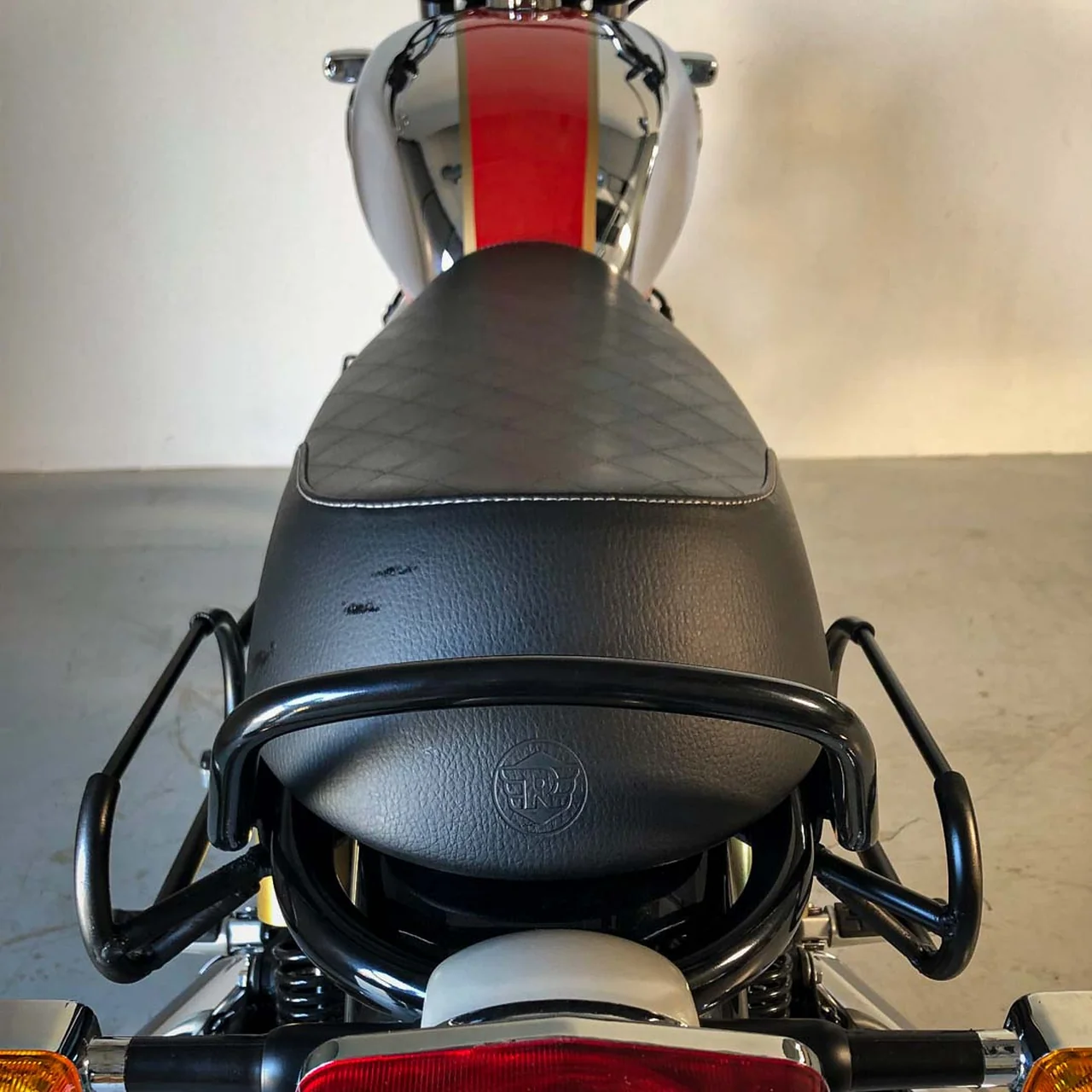 Pair of frames Bags&Bike, for Royal Enfield Interceptor Continental - Image 4