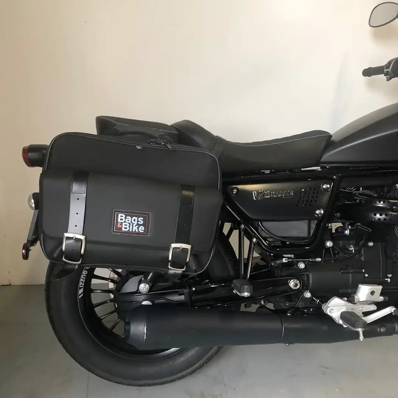 Borse laterali per Moto Guzzi Bobber, coppia di borse TRAVEL - immagine 2