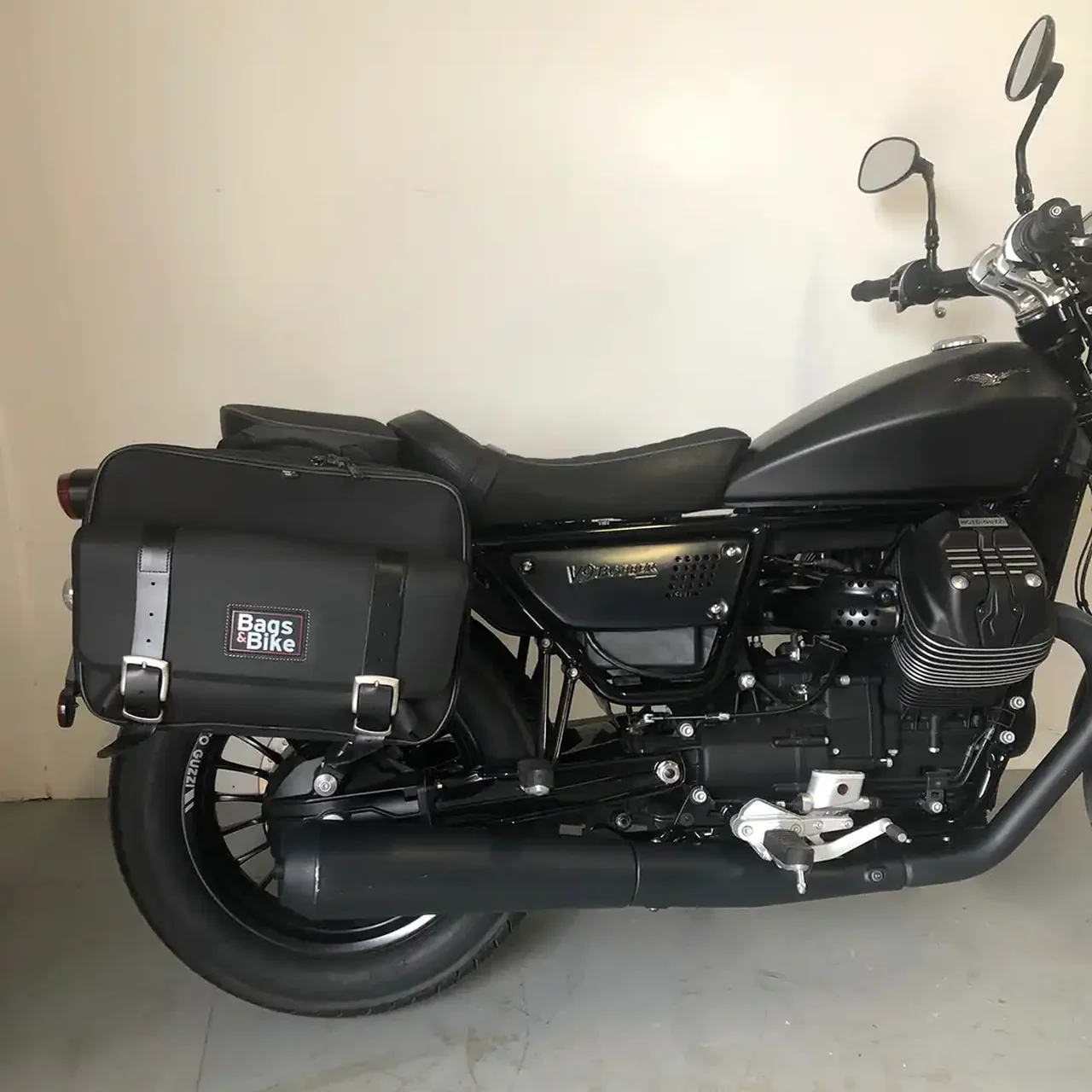 Borse laterali per Moto Guzzi Bobber, coppia di borse TRAVEL - immagine 3
